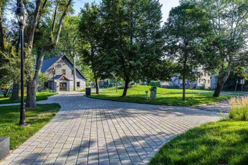 permeable cobblestone paver Pure pavés perméables 01055 05 050 Pure Paver | Techo-Bloc - Image 2