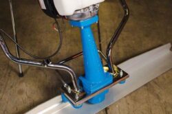 Uniscreed - Single Operator Vibratory Screed - Image 5