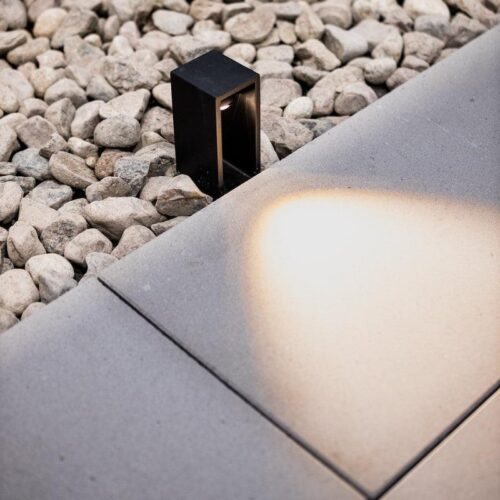 BOLD Dax Low 8" Low Voltage LED Path Light – Black Anodized Aluminum with Adjustable Beam - Image 3
