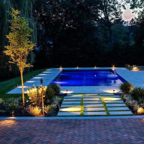 BOLD Dax Low 8" Low Voltage LED Path Light – Black Anodized Aluminum with Adjustable Beam - Image 7